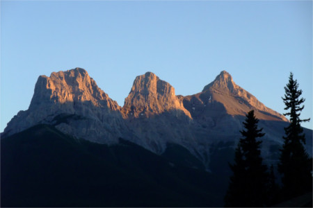 Scaling 'mountains' together